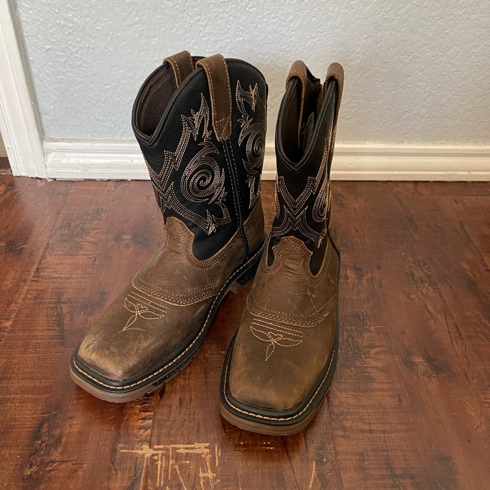 Kids cowboy boots